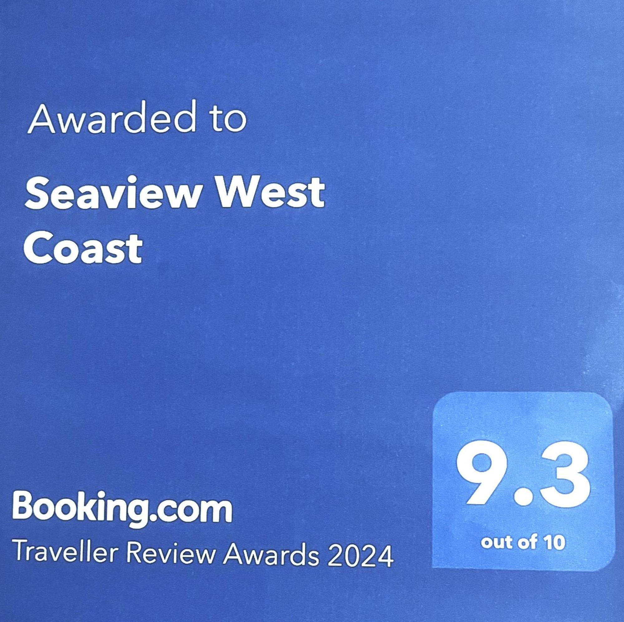 Apartment Seaview West Coast - Exceptional - 2 Bedrooms Sleeps 5 -stunning Sea Views - 500 Metres To *
